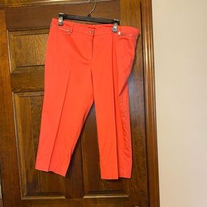 Ladies capris excellent condition